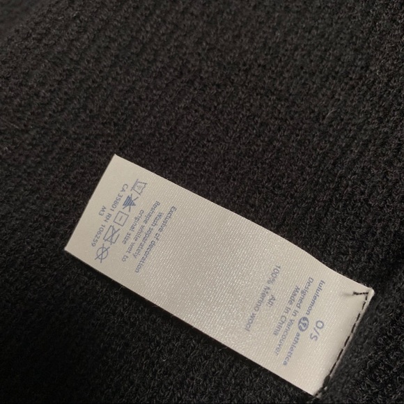 NWOT Lululemon Padma Scarf black merino wool shawl wrap shrug - Picture 7 of 8